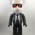 Bearbrick Karl Lagerfeld : Ourson Iconique en Vinyl 1000% - Édition Limitée
