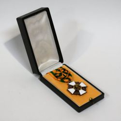 Offiziersmedaille des Ordens des Eichenkranzes von Luxemburg mit Verleihungsurkunden