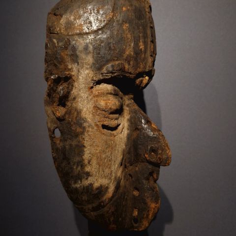 Masque Igbo du Nigéria : expression artistique d'une riche culture ethnique
