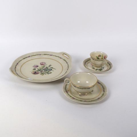 Service en porcelaine Limoges Haviland : thé et gâteaux, fleurs roses, excellent état