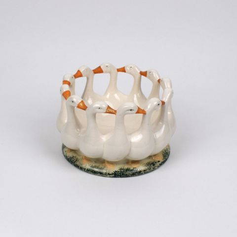 Cache-pot en porcelaine Vienne, design Michael Mortl, début XXe siècle, numéro 7636