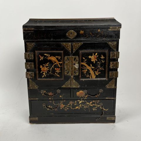 Boîte à bijoux japonisante, début 20ème siècle, pièce originale à découvrir