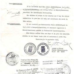Document rare de "Rapatriation" d'une "demoiselle luxembourgeoise" avec multiples cachets et signatures