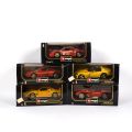 Set von 5 Burago Autos 1/18: Ferrari und Dodge Viper in sehr gutem Zustand
