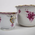 Ensemble de trois pièces en porcelaine HUREND HUNGARY, décor béliers, élégance raffinée
