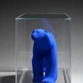 Ours Pompon en résine, édition spéciale par Yves Klein & François Pompon