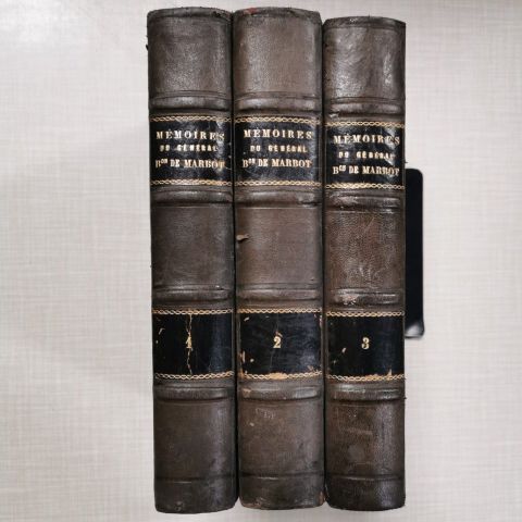 Mémoires du général Baron de Marbot : Édition originale en trois volumes