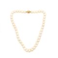 Necklace of cultured pearls with clasp in 18K yellow gold, 45 cm