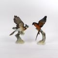 Ensemble de deux oiseaux en porcelaine émaillée : Hirondelle et Geai bleu