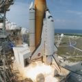 Historischer Start: Space Shuttle Endeavour und Crew starten 2002 zur ISS