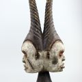 Exceptionnel cimier Janiforme Idoma à double corne du Nigéria, pièce rare