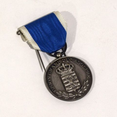 Médaille d'argent UGDA des années 50, rare et vintage
