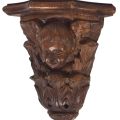 Wandsockel aus geschnitzter Eiche