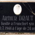 Plaque funéraire d'un résistant luxembourgeois fusillé en 1944 à Francfort
