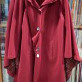 Manteau-cape rouge vintage Hermès des années 70, élégant et distinctif