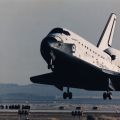 Spektakuläre Landung der NASA-Raumfähre Discovery im Jahr 1992