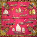 HERMES, Foulard modèle Jonques et sampans