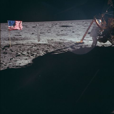 Photographie historique rare de Neil Armstrong sur la Lune, mission Apollo 11