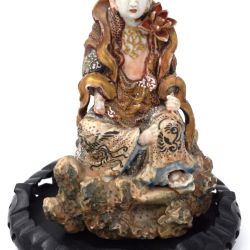 Set of 2 enameled porcelain geisha figurines