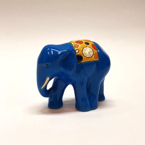 Éléphant en faïence craquelée bleu marine, Longwy, 2000, 8 cm de hauteur