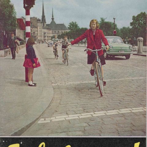 "Guide de sécurité routière approuvé par la Commission luxembourgeoise, 1960"