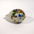 Oeuf en verre soufflé à décor polychrome de Kosta Boda