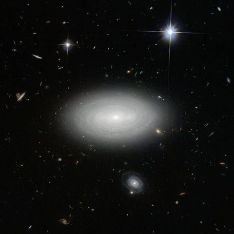 Tirage d’époque du télescope Hubble : la beauté solitaire des galaxies