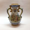 Grand vase Henriot de Quimper, faïence décorative, scène de danse, 1995