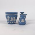 Ensemble moderne de trois pièces en porcelaine Wedgewood bleue et blanche, Made in England