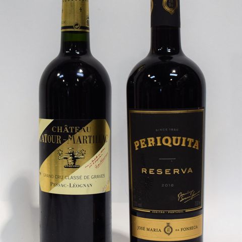 (PESSAC-LÉOGNAN) Bouteille du Château LATOUR-MARTILLAC