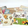 Ensemble d'objets TINTIN des années 60 : enveloppes, chromos et emballages variés