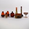 Ensemble de pièces en pâte de verre décorées et signées, collection raffinée