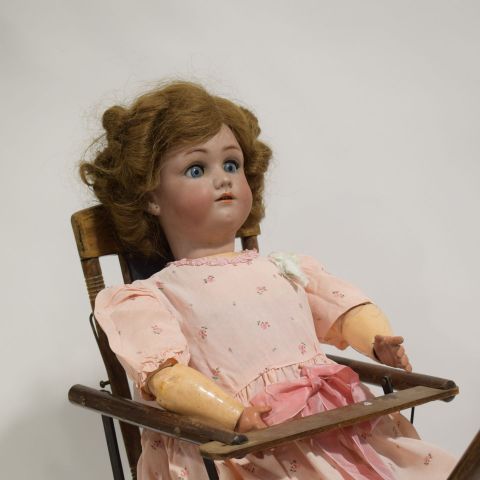 Poupée allemande Simon & Halbig n°13 avec poussette et vêtements d'époque