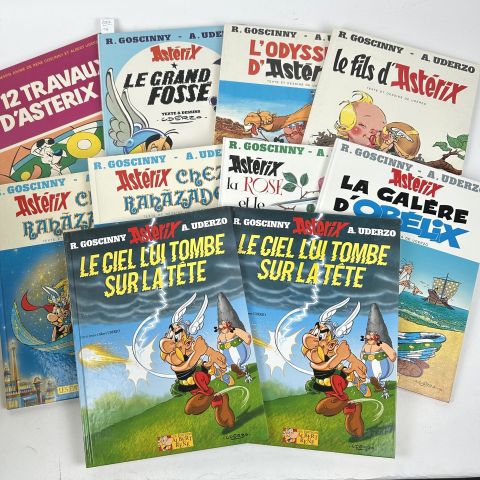 Réunion de 10 albums originaux d'Astérix par Uderzo et Goscinny, excellent état