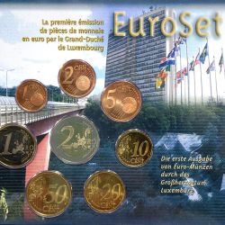 Collection "Euroset" : Ensemble de 8 pièces rares sous plexiglas, millésime 2002
