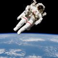 Historischer Sprung in den Weltraum: Astronaut Bruce McCandless 1984