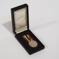 Versteigerung: Box mit Silbermedaillen für sportliche Verdienste Luxemburg