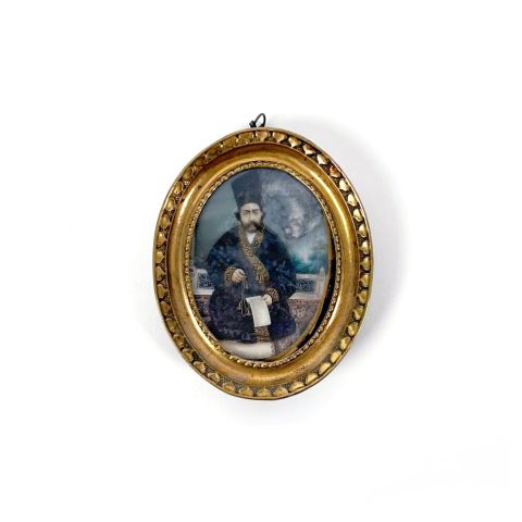 Miniature sur ivoire d'un homme iranien, signée et datée 1827