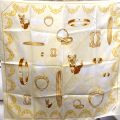 CARTIER, Foulard crème motif Bagues
