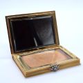 Poudrier in 18ct gold with diamonds: elegance and refinement for sale