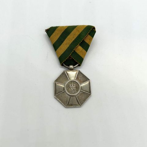 Médaille de mérite de l'ordre de la Couronne de Chêne, années 50/60