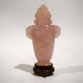 Pot couvert en quartz rose de Chine orné de salamandres et éléphants