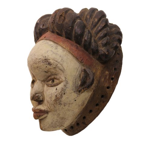 Masque Punu exceptionnel de haut rang avec une belle expression sereine