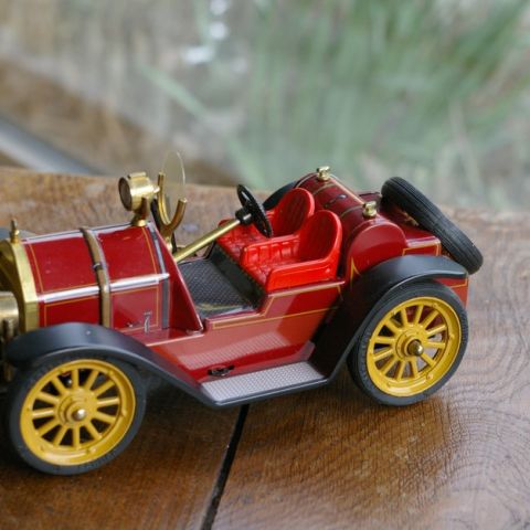 Voiture 1/18