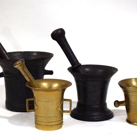 Ensemble de 4 MORTRIERS, différentes taille