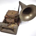 (GRAMOPHONE) Set of 2 music machines