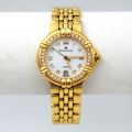 (LACROIX) Montre dame Boîtier en or 18ct entouré de brillants