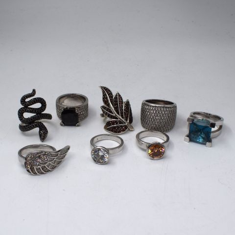 Lot de 8 bagues fantaisies en argent 925, marques Thomas Sabo, Ti Sento, Jette