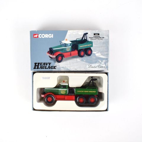 Camion "Diamond T Wracker" Corgi, Réf#55603, bon état, dans sa boîte