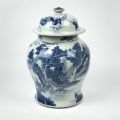 Potiche en porcelaine chinoise du XXe siècle avec décor de cavaliers et enfants